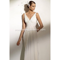 Long Train White Sleeveless Wedding Dress